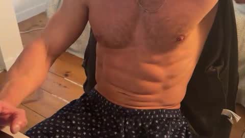 Snapshot of um_cammusc chatting on 03.20.26 Um CM online show from 03.20.26