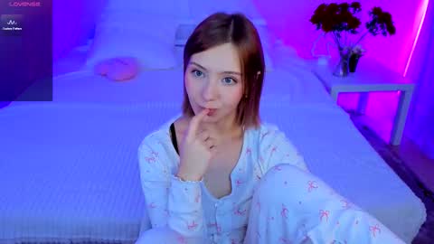 Snapshot of umpa_lummpa_ chatting on 11.11.25 umpa_lummpa_ online show from 11.11.25