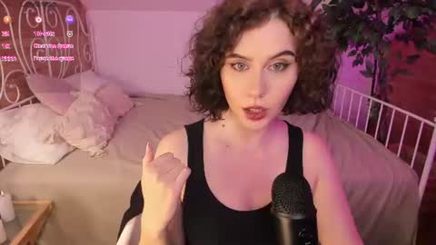 Una  online show from 07.08.26