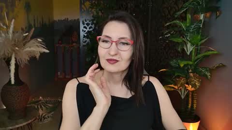 Snapshot of unatera chatting on 01.17.26 UnaTera online show from 01.17.26