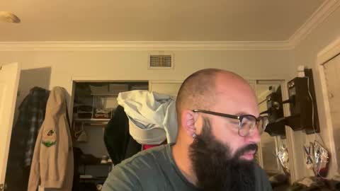 uncutbeard129840 online show from 02.17.26