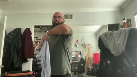 uncutbeard129840 online show from 04.16.26