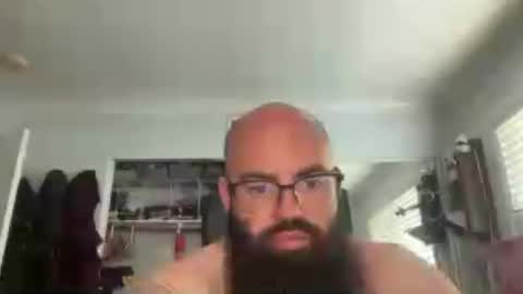 uncutbeard129840 online show from 06.15.26