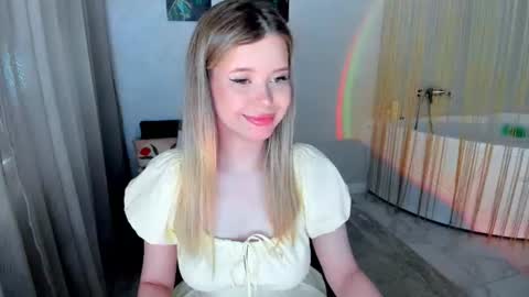 Snapshot of unforgettablalice chatting on 06.13.26 Alice online show from 06.13.26
