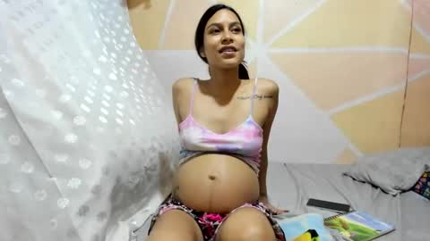 sofia and alex online show from 10.29.25