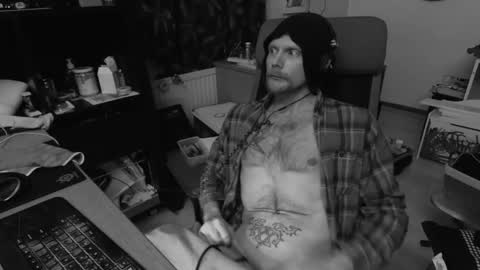 Snapshot of unlitimnaughty_ chatting on 02.10.26 unlitimnaughty_ online show from 02.10.26