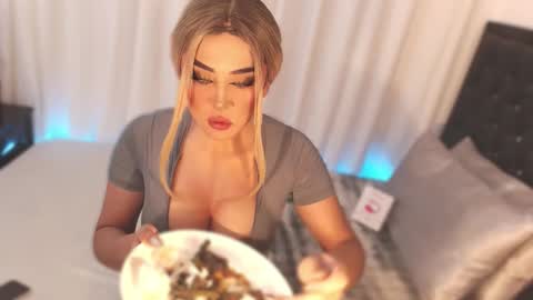 Miss online show from 09.28.25