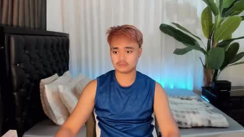 Miss online show from 10.05.25