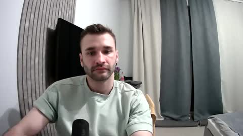 Snapshot of unnknow2024 chatting on 03.02.25 SlavaVibes online show from 03.02.25