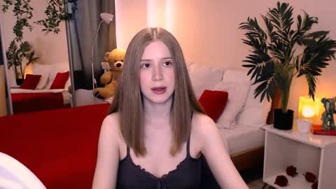 Snapshot of unreal_lady chatting on 06.15.26 unreal_lady online show from 06.15.26