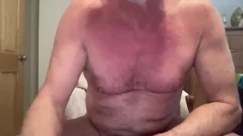 Snapshot of upton64 chatting on 02.05.25 Oak Cock online show from 02.05.25