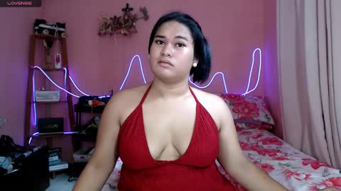 Snapshot of ur_baby_rebbecca chatting on 05.20.26 SINGLE online show from 05.20.26