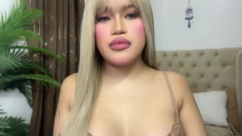 ur_bombshellpatty online show from 05.07.26
