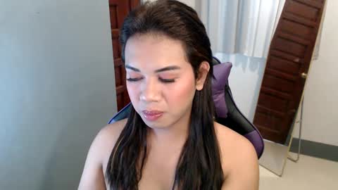 Vee online show from 01.06.25