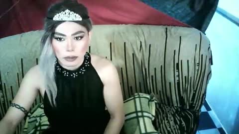MISS ANNA online show from 04.19.26