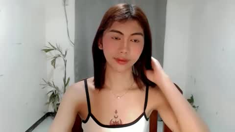        online show from 05.05.26