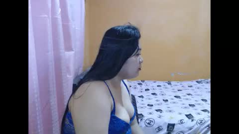Snapshot of ur_hotsexymaria chatting on 05.21.26 ur_hotsexymaria online show from 05.21.26