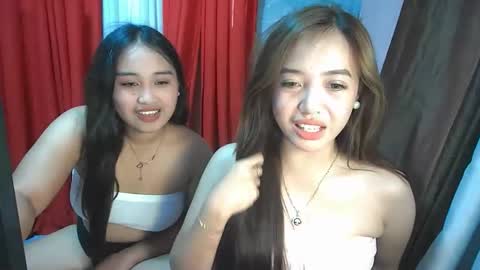 Snapshot of ur_naugthy_rose chatting on 04.15.26 ur_naugthy_rose online show from 04.15.26