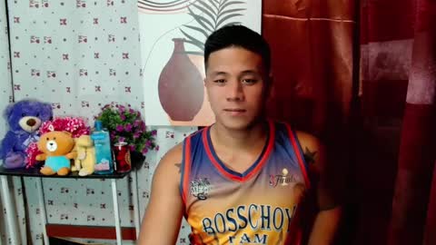 Snapshot of ur_pinoydave chatting on 01.20.25 Dave online show from 01.20.25