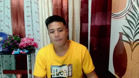 Snapshot of ur_pinoydave chatting on 03.02.25 Dave online show from 03.02.25