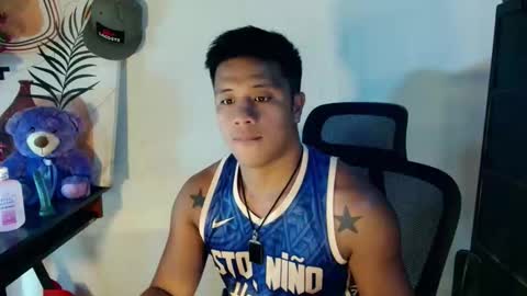 Snapshot of ur_pinoydave chatting on 02.08.26 Dave online show from 02.08.26