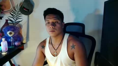 Snapshot of ur_pinoydave chatting on 02.19.26 Dave online show from 02.19.26