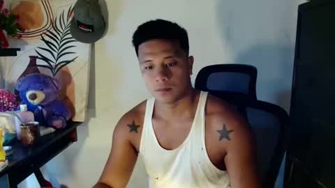 Snapshot of ur_pinoydave chatting on 02.26.26 Dave online show from 02.26.26