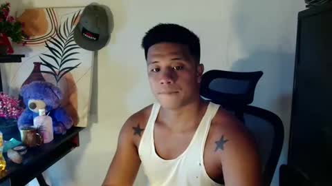 Snapshot of ur_pinoydave chatting on 02.27.26 Dave online show from 02.27.26