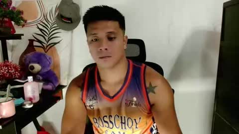 Snapshot of ur_pinoydave chatting on 03.01.26 Dave online show from 03.01.26