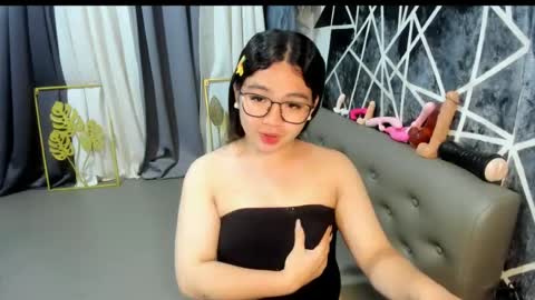 Snapshot of ur_sexychubbytrans chatting on 06.22.26 KENS online show from 06.22.26