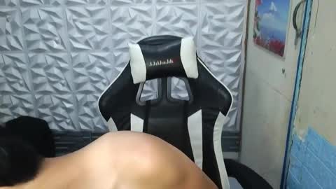 Snapshot of ur_younngtwinkxxx chatting on 02.07.26 Ken online show from 02.07.26