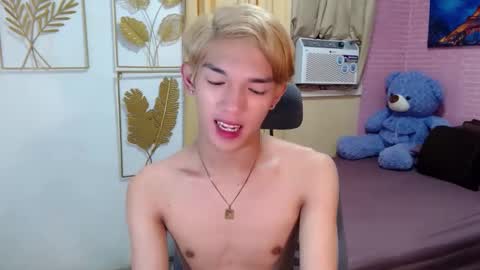 urasian_john20 online show from 04.12.26