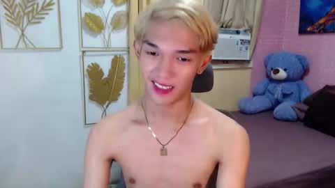 urasian_john20 online show from 04.12.26