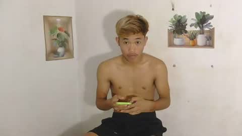 Snapshot of urasian_jomarie chatting on 05.24.26 urasian_jomarie online show from 05.24.26