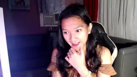 NEWRA  ALLISON online show from 10.04.25