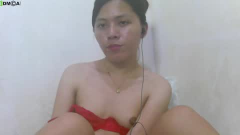 Snapshot of urasianlover69x chatting on 01.24.25 rai online show from 01.24.25