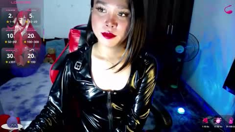 Snapshot of urasiansweet_cummer chatting on 05.04.26 KENDRA online show from 05.04.26