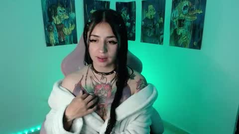 Snapshot of urbaby6irl chatting on 02.22.25 Danielle online show from 02.22.25