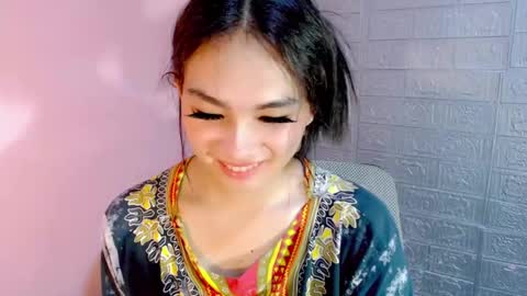 Snapshot of urbabyhorny17 chatting on 12.12.24 Clara online show from 12.12.24