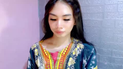 Snapshot of urbabyhorny17 chatting on 12.14.24 Clara online show from 12.14.24