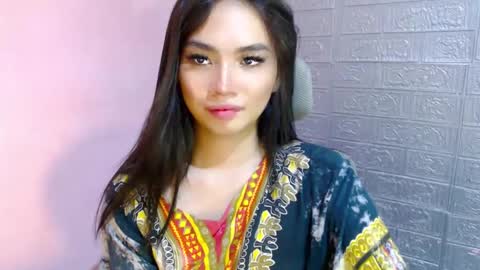 Snapshot of urbabyhorny17 chatting on 12.15.24 Clara online show from 12.15.24