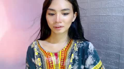 Snapshot of urbabyhorny17 chatting on 12.20.24 Clara online show from 12.20.24