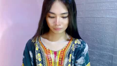 Snapshot of urbabyhorny17 chatting on 12.21.24 Clara online show from 12.21.24