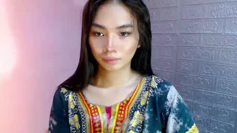 Snapshot of urbabyhorny17 chatting on 12.22.24 Clara online show from 12.22.24