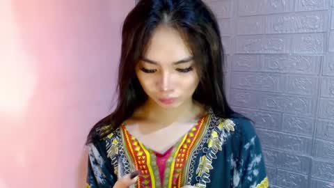 Snapshot of urbabyhorny17 chatting on 12.26.24 Clara online show from 12.26.24