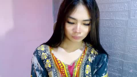 Snapshot of urbabyhorny17 chatting on 12.30.24 Clara online show from 12.30.24