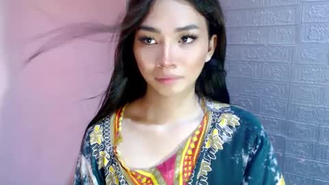 Snapshot of urbabyhorny17 chatting on 01.20.25 Clara online show from 01.20.25