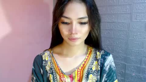 Snapshot of urbabyhorny17 chatting on 02.14.25 Clara online show from 02.14.25