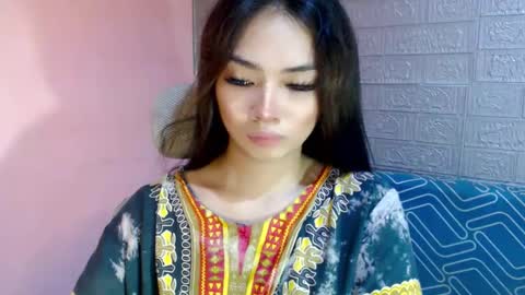 Snapshot of urbabyhorny17 chatting on 02.15.25 Clara online show from 02.15.25