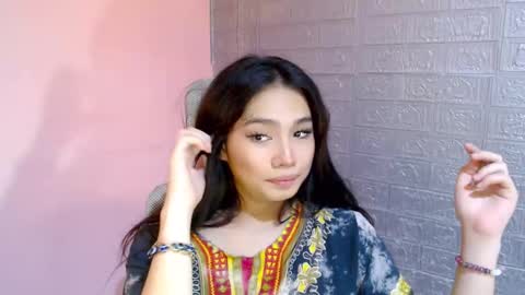 Snapshot of urbabyhorny17 chatting on 03.12.25 Clara online show from 03.12.25